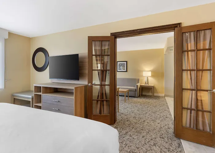 Western - Chicagoland And Hotel
